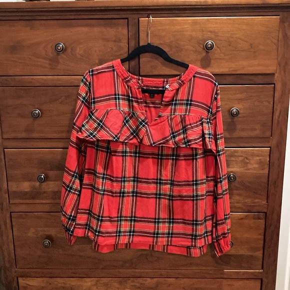 J Crew Flannel Ruffle Blouse in Festive Plaid Red Size L - Picture 2 of 4